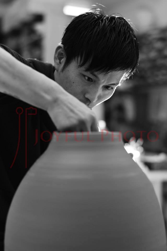 陶芸家 岩崎龍二さん